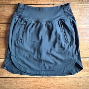Athleta Fairway Golf Skort 18”  Size S